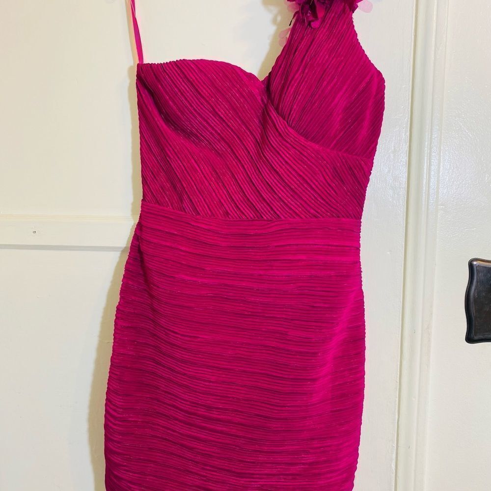 Romeo & Juliet Couture one shoulder fuchsia mini dress size S NWT - Picture 8 of 8